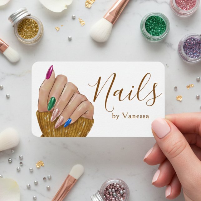 Modern Manicurist Design Clean Nail Artist Business Card (Creator Uploaded)