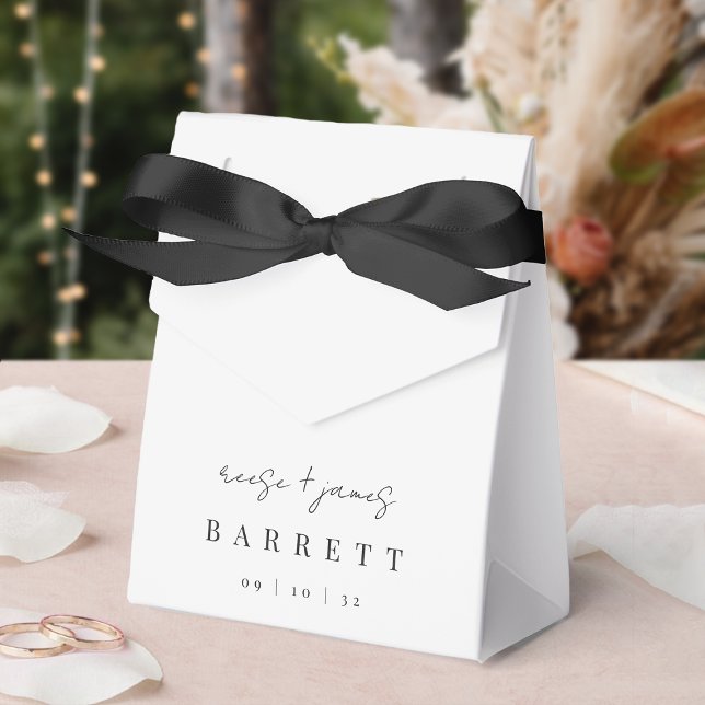 Modern Minimal Script Personalised Wedding Favour Box (Creator Uploaded)