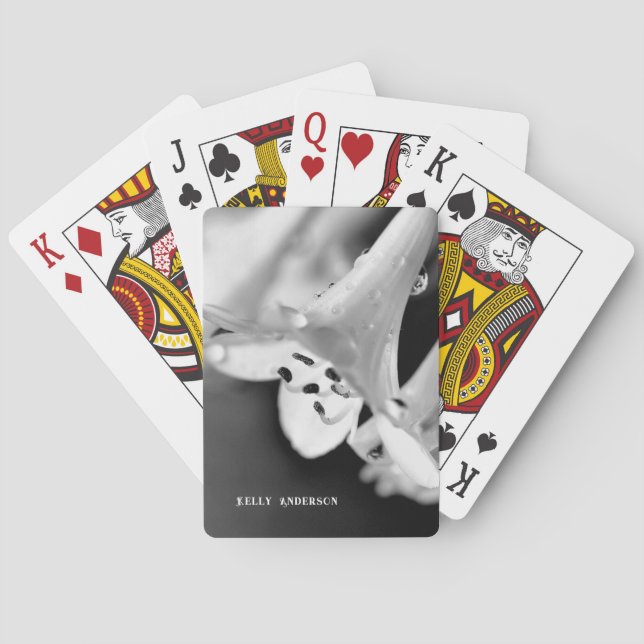 Modern Minimalist Black & White Flower with ursign Playing Cards (Back)