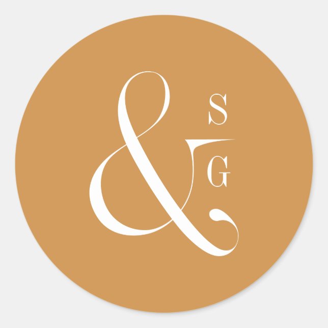 Modern minimalist couple's monogram gold classic round sticker (Front)