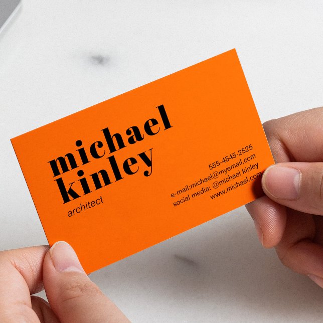 Modern minimalist elegant professional networking business card (Creator Uploaded)
