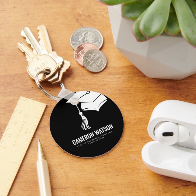 Modern Minimalist Hat and Tassel Graduation Key Ring (Desk)