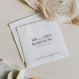 Modern Mr and Mrs Elegant Wedding Napkin