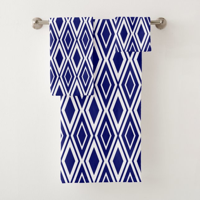 Modern Navy Blue and White Diamond Pattern Bath Towel Set (Insitu)