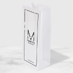 Modern Personalised Monogram and Name Groomsmen Wine Gift Bag<br><div class="desc">Add a personal touch to your wedding with personalised groomsmen wine gift bag.
This gift bag features personalised groomsman's monogram and name with title and wedding date in black modern sans serif font style on white background.

Also perfect for best man,  father of the bride and more.</div>