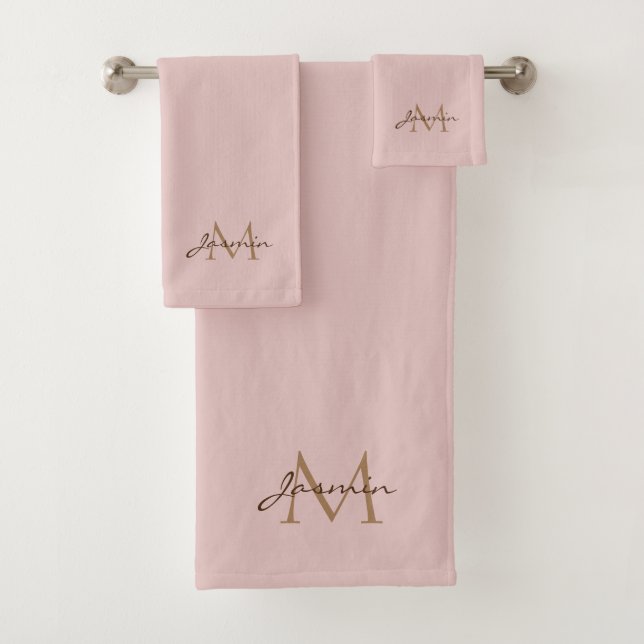 Modern Pink & Gold Simple Minimalist Monogram Bath Towel Set (Insitu)