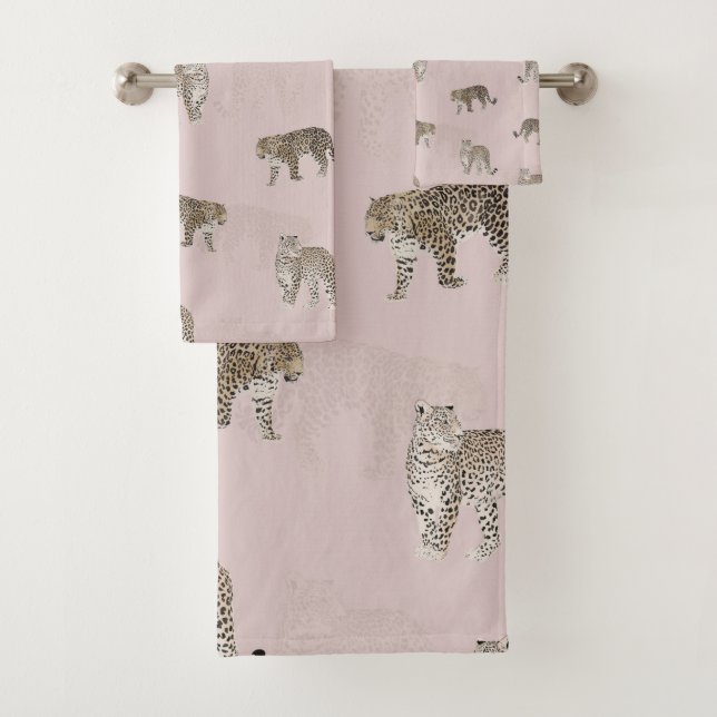 Modern Pink Leopard Jungle Animals Bath Towel Set (Insitu)
