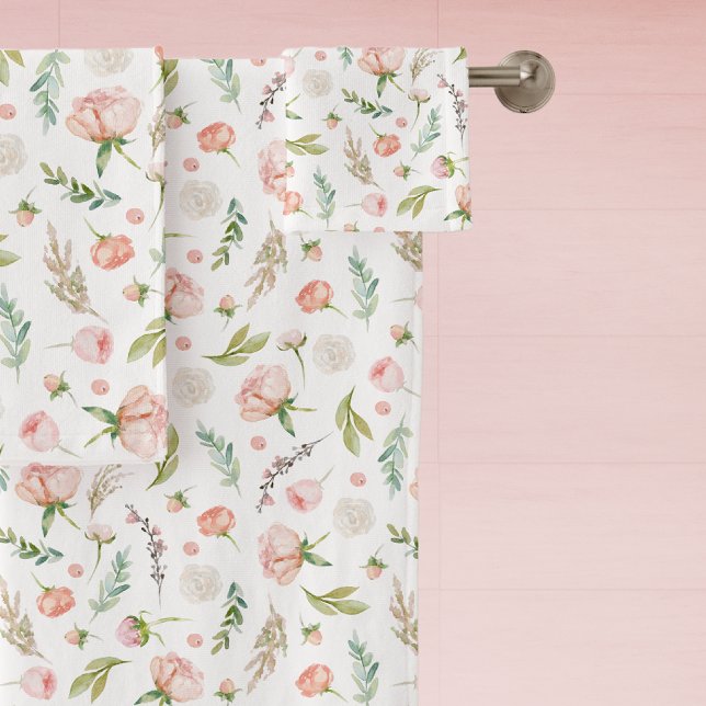 Modern Pink Rose Bud Flower Pattern Bath Towel Set (Creator Uploaded)