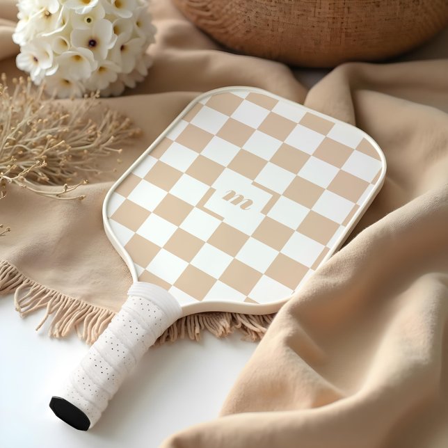Modern Retro Chequered Pattern Custom Monogram Tan Pickleball Paddle (Modern Retro Chequered Pattern Custom Monogram Tan Pickleball Paddle)