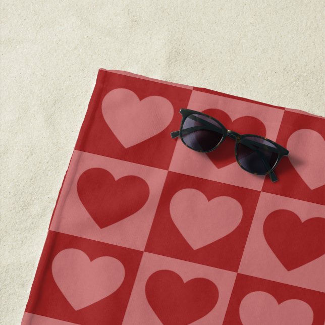 Modern Retro Red and Pink Minimalist Heart Pattern Beach Towel (In Situ)