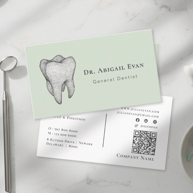 Modern Sage Green 3D Tooth Icon Dental Clinic Business Card (Modern Sage Green 3D Tooth Icon Dental Clinic Business Card)