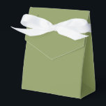 Modern Solid Moss Green Simple Chic Elegant Favour Box<br><div class="desc">Modern Solid Moss Green Simple Chic Elegant Favour Boxes features a modern solid green. Perfect for Valentine's Day,  Women's Day,  Mother's Day,  birthday parties,  anniversary,  weddings,  baby showers and more. Created by Evco Studio www.zazzle.com/store/evcostudio</div>