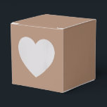 Modern Solid Nutshell Brown Simple Chic Elegant Favour Box<br><div class="desc">Modern Solid Nutshell Brown Simple Chic Elegant Favour Boxes features a modern solid brown. Perfect for Valentine's Day,  Women's Day,  Mother's Day,  birthday parties,  anniversary,  weddings,  baby showers and more. Created by Evco Studio www.zazzle.com/store/evcostudio</div>