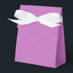 Modern Solid Orchid Purple Simple Chic Elegant Favour Box<br><div class="desc">Modern Solid Orchid Purple Simple Chic Elegant Favour Boxes features a modern solid orchid purple. Perfect for Valentine's Day,  Women's Day,  Mother's Day,  birthday parties,  anniversary,  weddings,  baby showers and more. Created by Evco Studio www.zazzle.com/store/evcostudio</div>