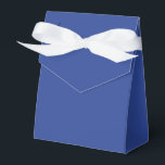 Modern Solid Royal Blue Simple Chic Elegant Favour Box<br><div class="desc">Modern Solid Royal Blue Simple Chic Elegant Favour Boxes features a modern solid blue. Perfect for Valentine's Day,  Women's Day,  Mother's Day,  birthday parties,  anniversary,  weddings,  baby showers and more. Created by Evco Studio www.zazzle.com/store/evcostudio</div>