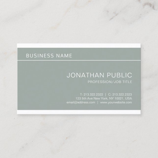 Modern Stylish Green Minimalist Trendy Plain Luxe Business Card (Front)