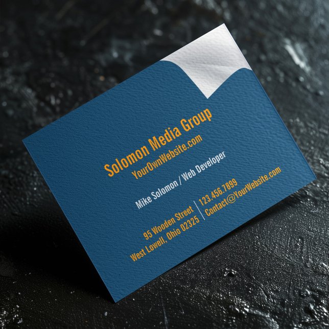 Modern Unique Business Flyer Template (Creator Uploaded)