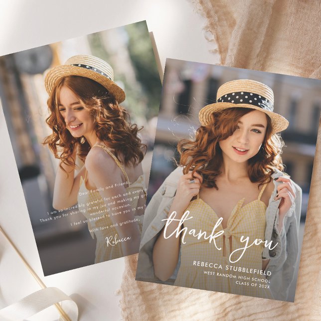 Modern Vertical Photo Graduation 2025 Thank You Card (Modern Vertical Photo Graduation 2025 Thank You Card)