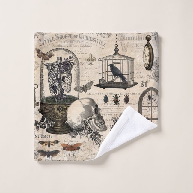 Modern Vintage Halloween Garden Wash Cloth (Wash Cloth)