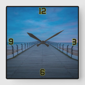 Modern Wall Clock Stylish Home Décor for Any Room