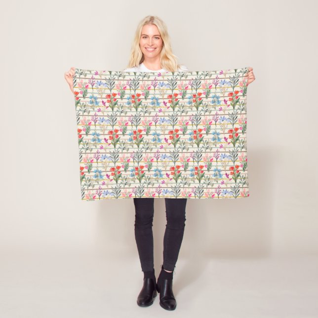 Modern Watercolor Flower Pattern Fleece Blanket (In Situ)