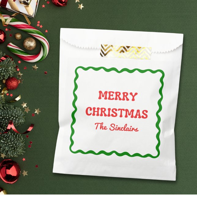 Modern Wavy Border Red & Green Christmas Party Favour Bag (Creator Uploaded)