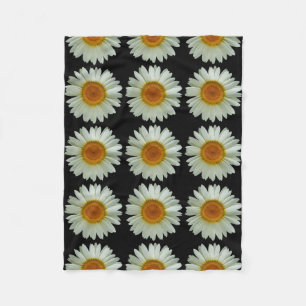 Modern White Daisies Pattern Fleece Blanket