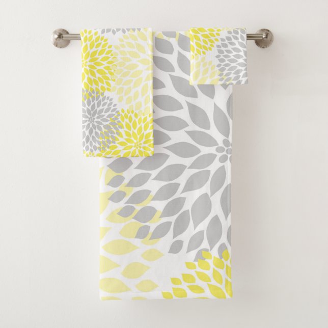 Modern Yellow Grey floral bath decor Towel Set (Insitu)