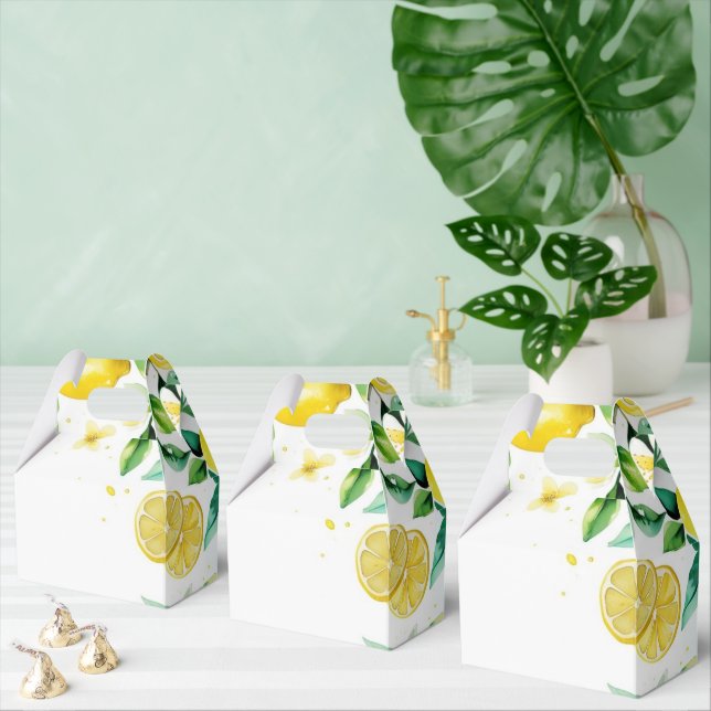 Modern yellow lemon floral script bridal shower favour box (Multiple)