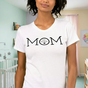 Mom Established Heart Black Minimal T-Shirt