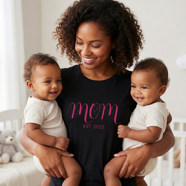 Mom Established New Mom Gift T-Shirt (Creator Uploaded)