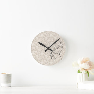 Mom-to-be Faux Lace Round Clock