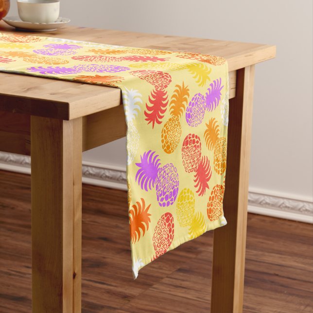 Momona Pineapple Hawaiian Tropical Short Table Runner (In Situ)