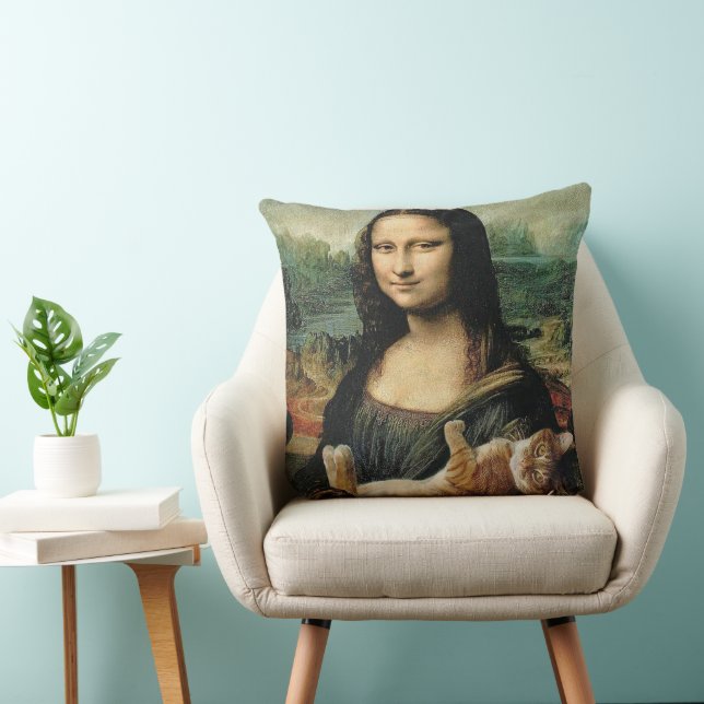 Mona Lisa holding her cat Cat lovers  Cushion (Chair)