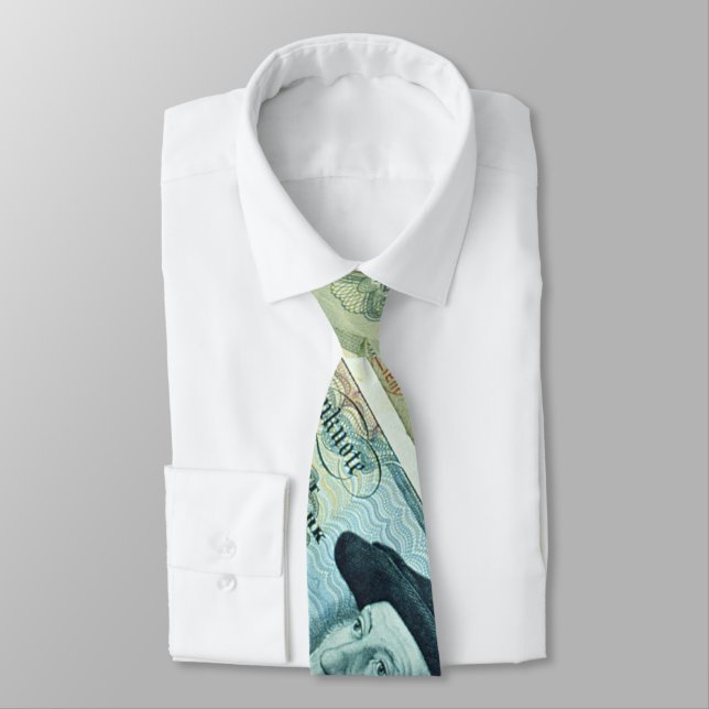 Money of the World | Tie (Tied)