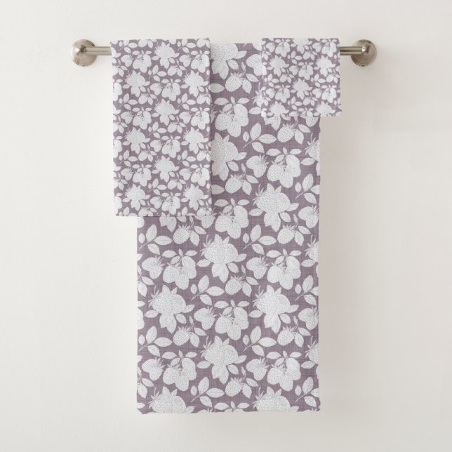 Monochromatic Fruit & Foliage Towels (Insitu)