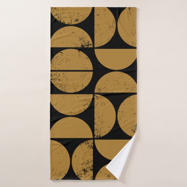 Monochrome geometric seamless pattern in Scandinav Bath Towel (Bath Towel)