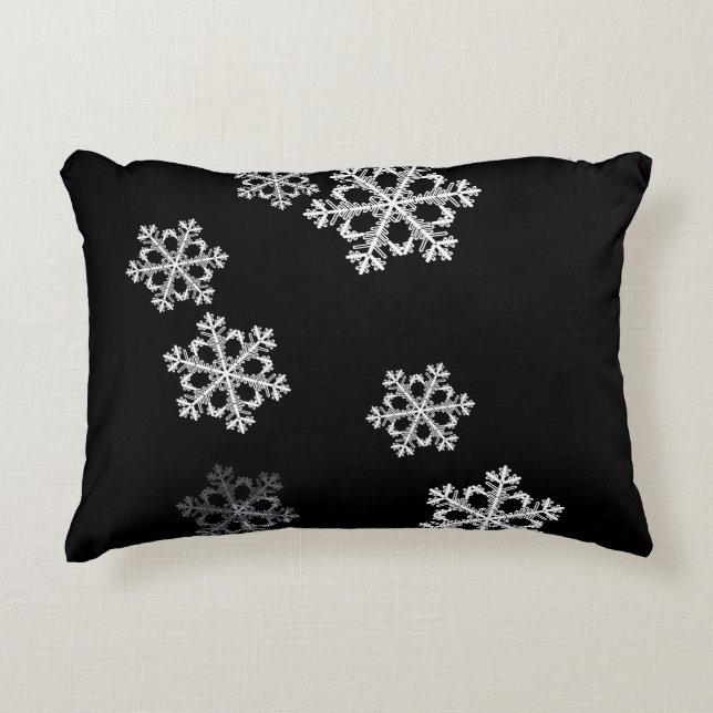 Monochrome Minimalist Snowflake Christmas Pattern Decorative Cushion (Front)
