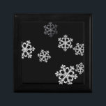 Monochrome Minimalist Snowflake Christmas Pattern Gift Box<br><div class="desc">This black and white, simple snowflake pattern encapsulates the serene beauty of winter with a modern, minimalist flair. Crafted in a sophisticated black and white colour scheme, this design is the epitome of understated elegance, perfect for those who appreciate a masculine touch in their holiday decor. Each snowflake creates a...</div>