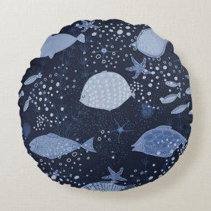 Monochrome sleeping fishes, dark pattern. round cushion