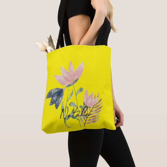 Monogram Attractive summer flowers l Yellow Tote Bag (Close Up)