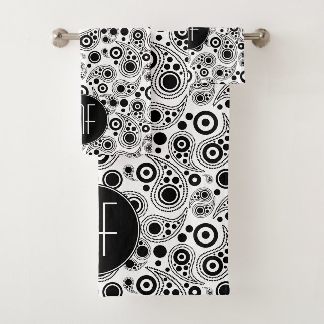 Monogram black and white  paisley design bath towel set (Insitu)
