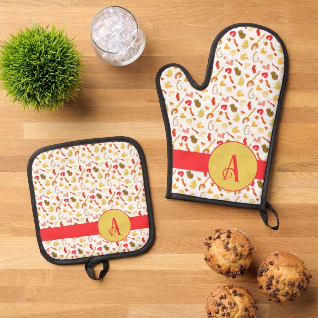 Monogram Colourful Shapes  Oven Mitt & Pot Holder Set (Top Down)
