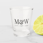 Monogram Couple's Black Modern Wedding Shot Glass<br><div class="desc">Monogram Couple's Black Modern Wedding Shot Glass. Modern typography and couple's initials in antique gold coloured text. Personalise with the bride and groom's names and wedding date. You may adjust the sample text and or colours as you wish. Excellent gift for newlyweds, couples, weddings, anniversaries, housewarming parties, and other special...</div>