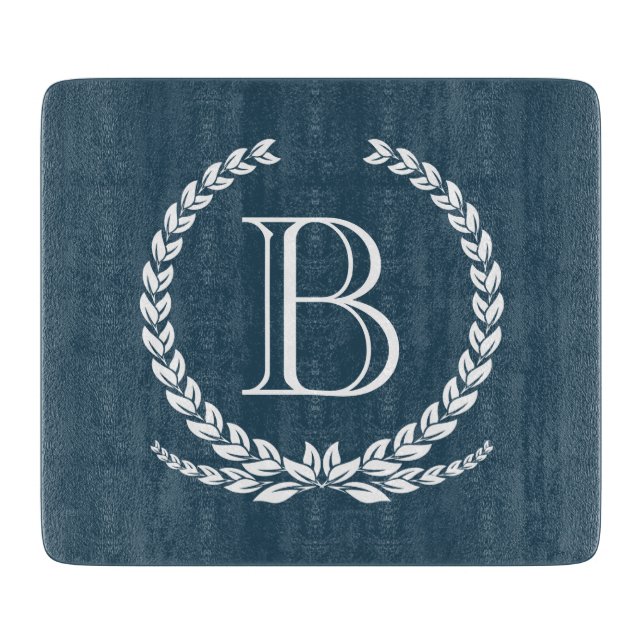 Monogram design cutting board (Front)