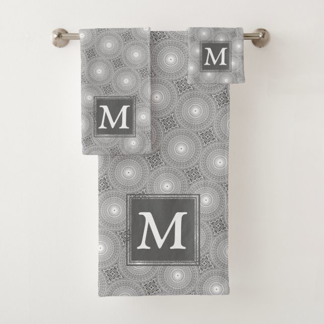 Monogram grey circles pattern bath towel set (Insitu)
