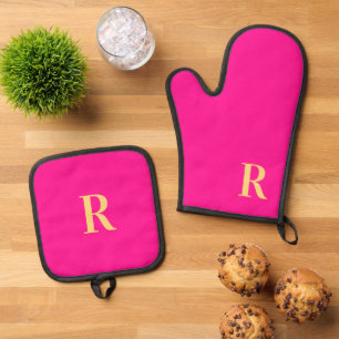 Monogram Modern Hot Pink Oven Mitt & Pot Holder Set