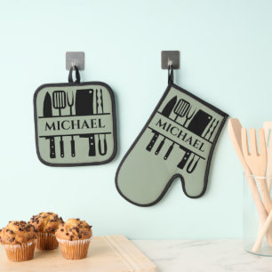 Monogram Name BBQ Chef Cook Grilling Oven Mitt & Pot Holder Set