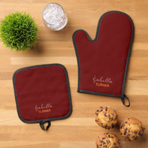 Monogram Name Burgundy Red Oven Mitt & Pot Holder Set