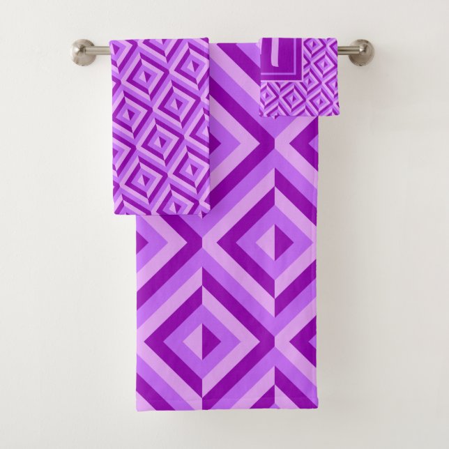 Monogram Purple Three-Tone Diamond Pattern Bath Towel Set (Insitu)